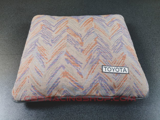08221-00010 - Blanket Cushion