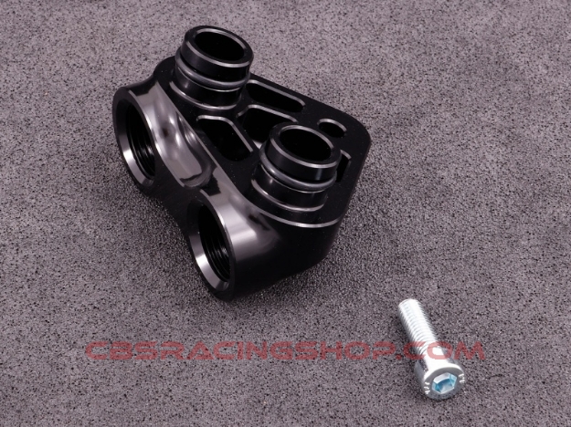 Afbeeldingen van 8HP oil cooler adapter (N57/B58 F-serie) TYPE 1 - MaxxEcu